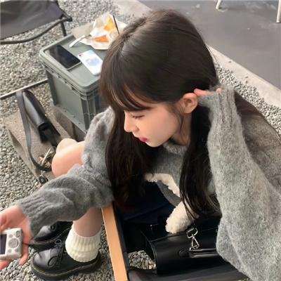 吮指少年